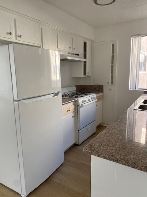 Floor plan for 2 beds, 2 baths